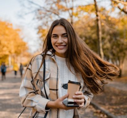 How to Tame Frizzy Hair